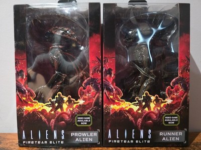 NECA Aliens Fireteam Elite - Runner and Prowler Aliens Action Figures (New)