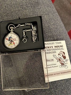 Vintage 1970\'s Bradley Mickey Mouse Wind up Pocket Watch WORKS Complete W Chain Vintage 70s Bradley Mickey Mouse Wind up Pocket Watch - Etsy main image 3