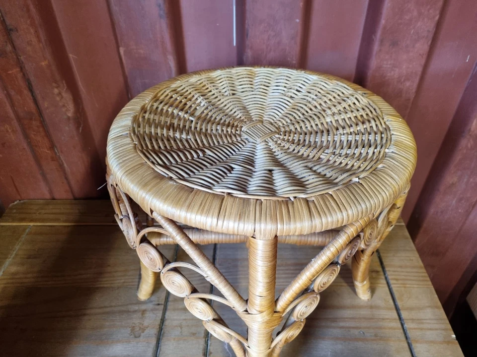 Vintage Round Cane Bamboo Boho Stool Side Table Plant Stand Tiki Retro - Image 4 of 4