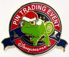 Pascal Tangled Santa Pin Trading Event PTN DLRP Paris Disney Pin B01