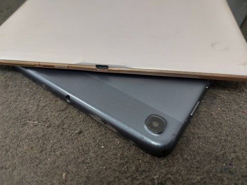 2X Samsung Tablet JobLot Bundle (Damaged/Faulty) For Parts Only — Untested — #18 - Picture 6 of 15