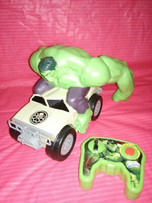 Marvel Avengers XPV Incredible Hulk Remote Control Smash Toy RC
