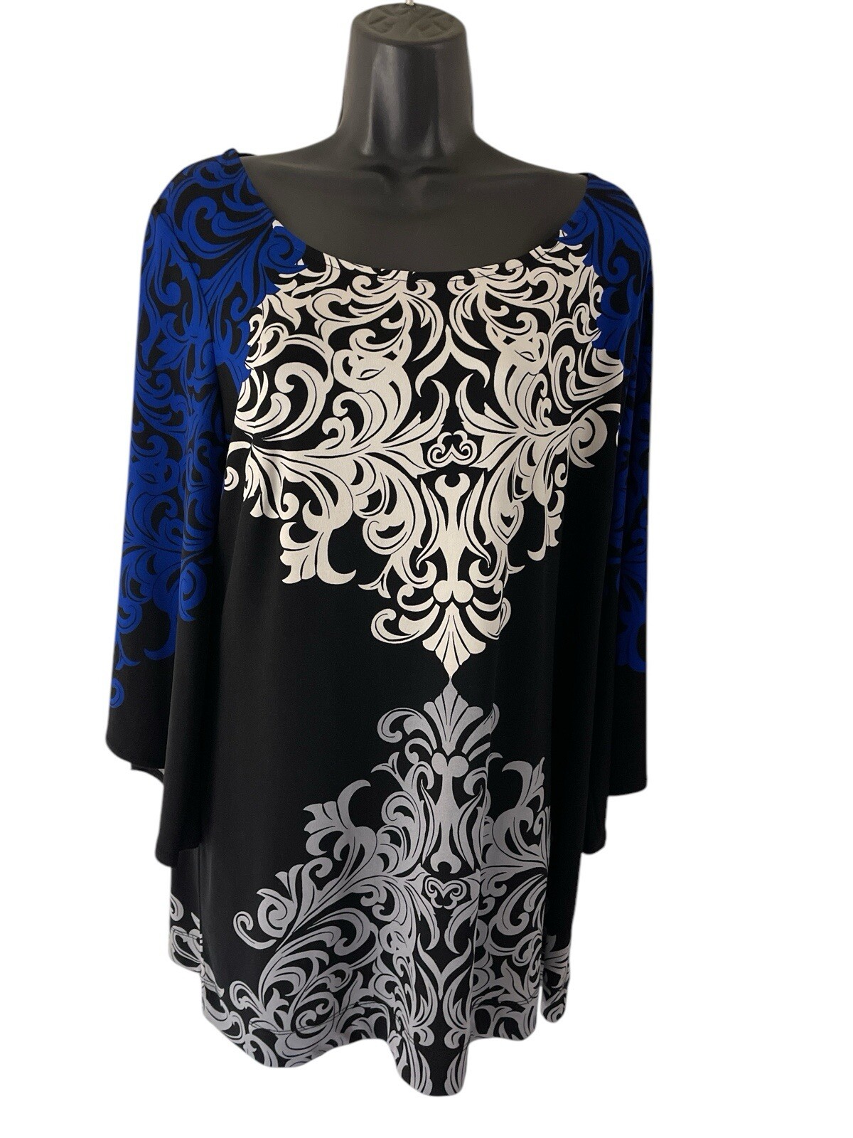 Alfani Top Womens L Blue Black Paisley Stretch Jersey 3/4 Flare Sleeves Tunic