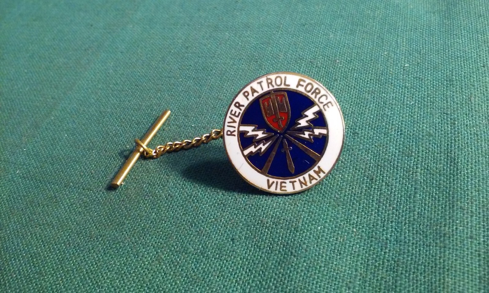 RIVER PATROL FORCE VIETNAM Round LAPEL HAT PIN or Tie-Tack UP US NAVY TASK FORCE