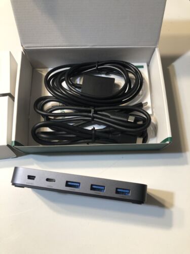 UGREEN USB 3.0 Switch 2 Computers Sharing USB C & A Devices, 4 Port USB Switcher