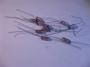 Mallory-409-Polystyrene-Capacitor-130pF-5-500V-Axial-NOS-Qty-10
