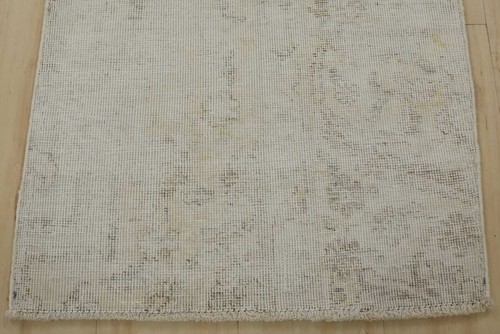 Vintage Oriental Rug 2’1” x 3’5” Ivory Distressed Wool Hand-Knotted Carpet - Picture 6 of 8