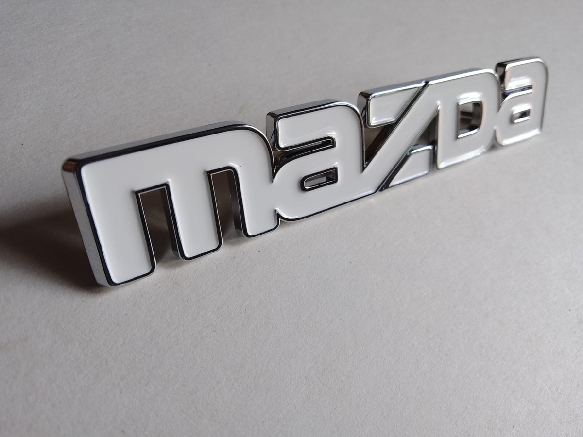 Mazda Front Grille White Mazda Emblem 817351771 Nameplate Badge