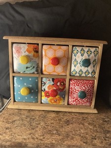 The Pioneer Woman Flea Market 6-Drawer Spice and Tea Box
