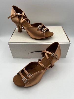 New Women s Latin Rhythm Dance Shoes BD Dance Tan Satin 2.5  Heel US Size 7