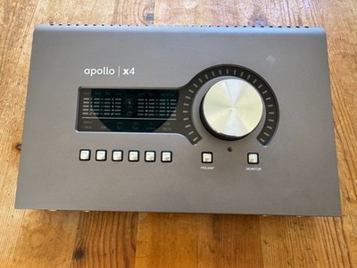 Universal Audio Apollo x4 Gen 1 Thunderbolt 3 Audio Interface | QUAD Core UAD
