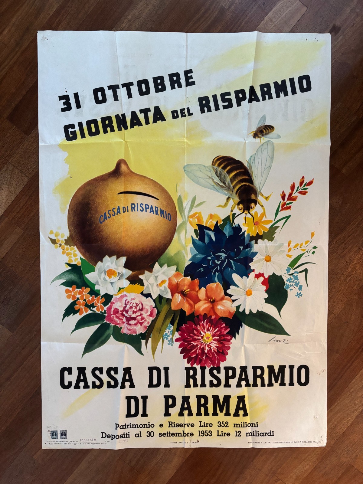 EE, MANIFESTO POSTER CASSA DI RISPARMIO PARMA GIORNATA RISPARMIO 1953 FIORI API