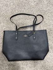 Coach Town Tote Pebbled Leather Bag, Large - Black 58846 GUC