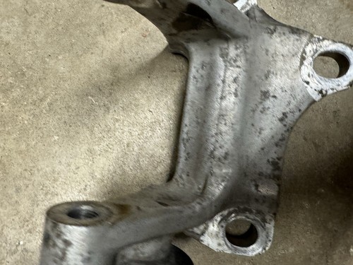 05 06 Honda CRV AT Left Front Top Transmission Upper Bracket OEM 50825-SJF-980 - Picture 8 of 22
