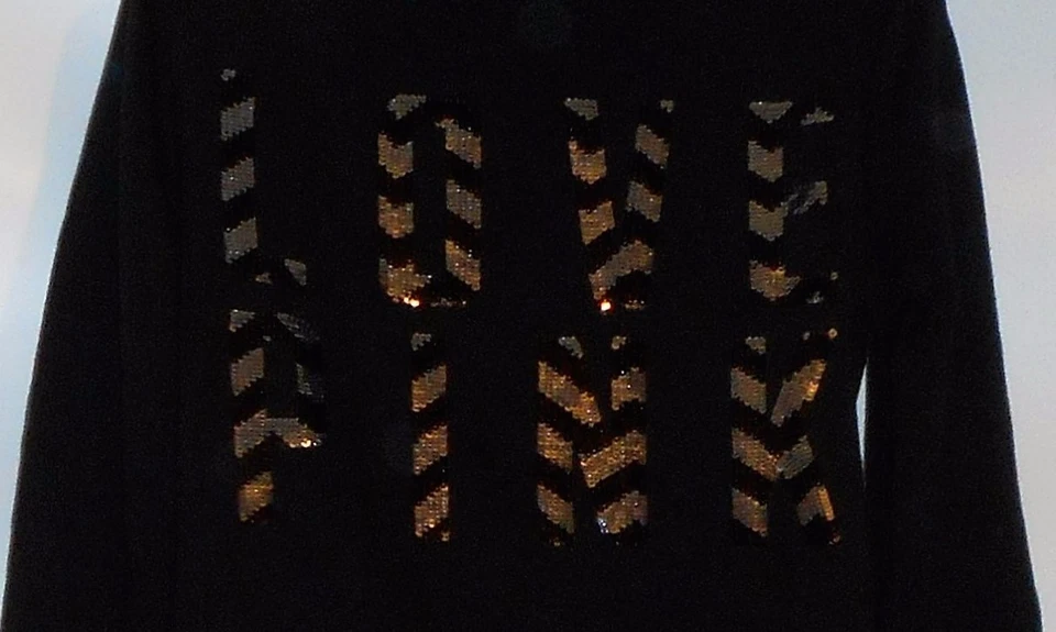 Moletom com capuz Victoria's Secret rosa amor rosa lantejoulas zebra preto pequeno (S) novo com etiquetas - Imagem 4 de 4