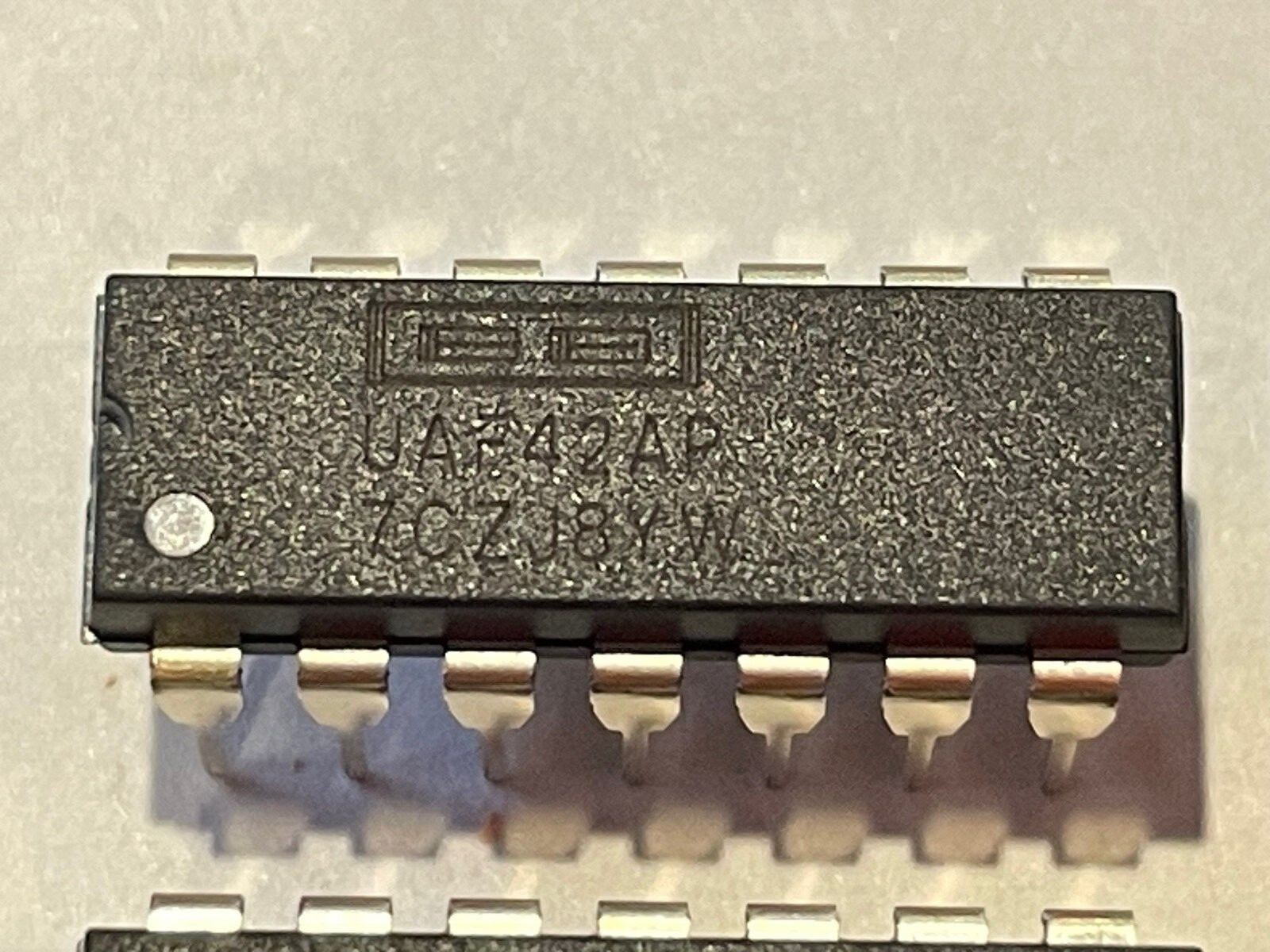 TI Burr Brown UAF42 UAF42AP UNIVERSAL ACTIVE FILTER IC NOS DIP14 | eBay