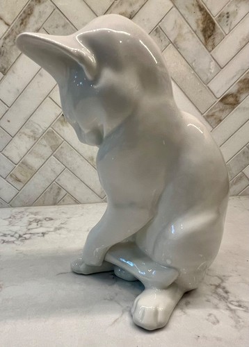 Rare Royal Copenhagen Tall White Seated Cat - Picture 2 of 4