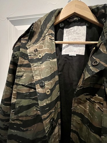 Tiger Stripe Camouflage Military Vietnam M-65 Field Coat Army M65 Jacket Large - Picture 5 of 6