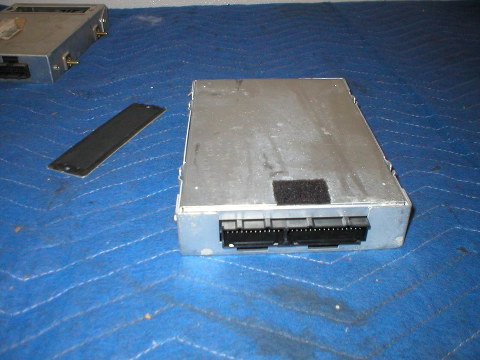 1988-1992 V-8 auto. trans. PROM APTY Serv# 1228746 Camaro Firebird ECM TBI GM - Image 3 of 4