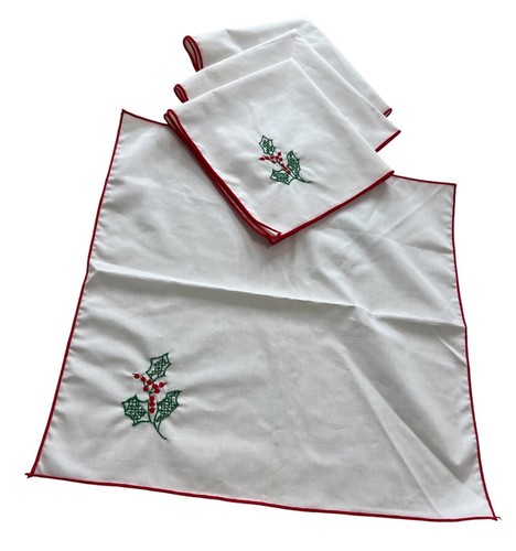 Set of 4 White Cotton Christmas Napkins Hand Sewn Holly & Berries 17 x 16 Clean - Picture 2 of 5