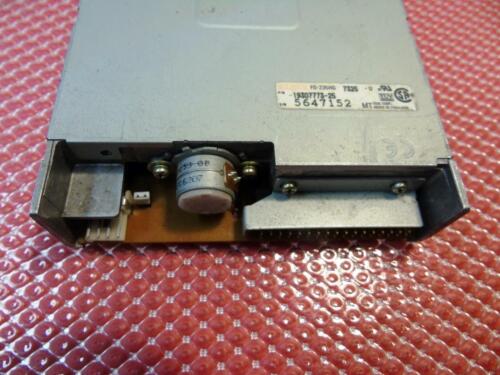 Teac 19307773-25 3.5 Floppy Drive 3.5 Internal FD-235HG, 160788-201 - Bezeless - Picture 2 of 8
