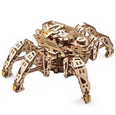 UGEARS Hexapod Explorer Jade Multicolor 2 cm Functional Charm Jigsaw Model