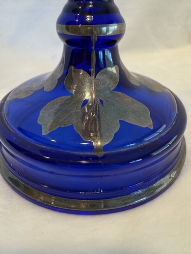 Cobalt Blue Colored Glass 8.5” Candlestick Holder With Decorative Silver Overlay - Bild 7 von 16