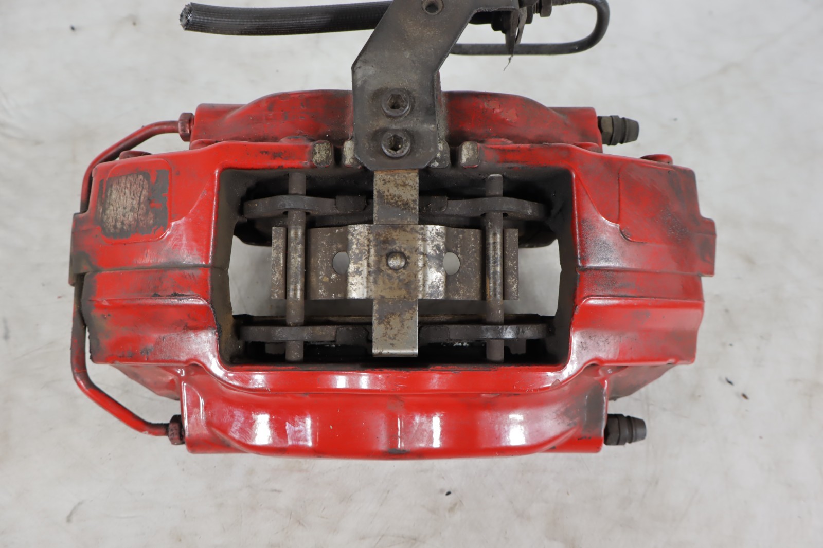 Maserati Ghibli 2014-2024 Rear Right Brembo brake caliper with pads Red