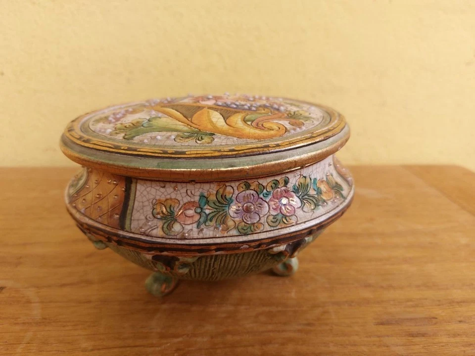 SCATOLA PORTAGIOIE ANNI '50  IN CERAMICA GRAFFIATA DIPINTA GIALLETTI GA DERUTA - Immagine 2 di 4