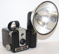 Vintage 1950s Kodak Brownie Hawkeye Flash Model Camera w/ Kodalite Flash Holder