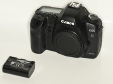 Canon EOS 5D Mark II Digital SLR Camera -FAULTY CARD READER