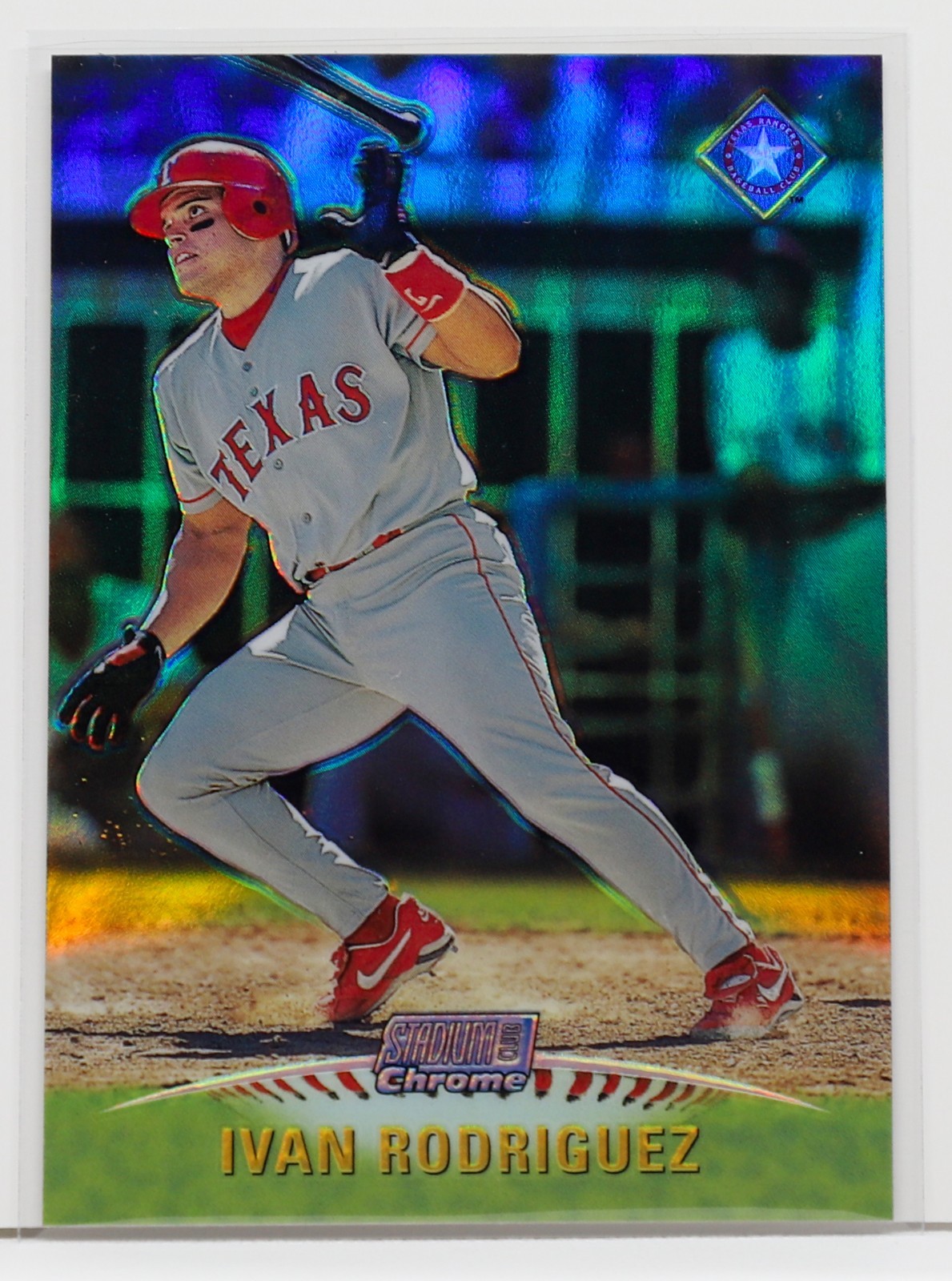 IVAN RODRIGUEZ 1999 Stadium Club Chrome Refractor #SCC4