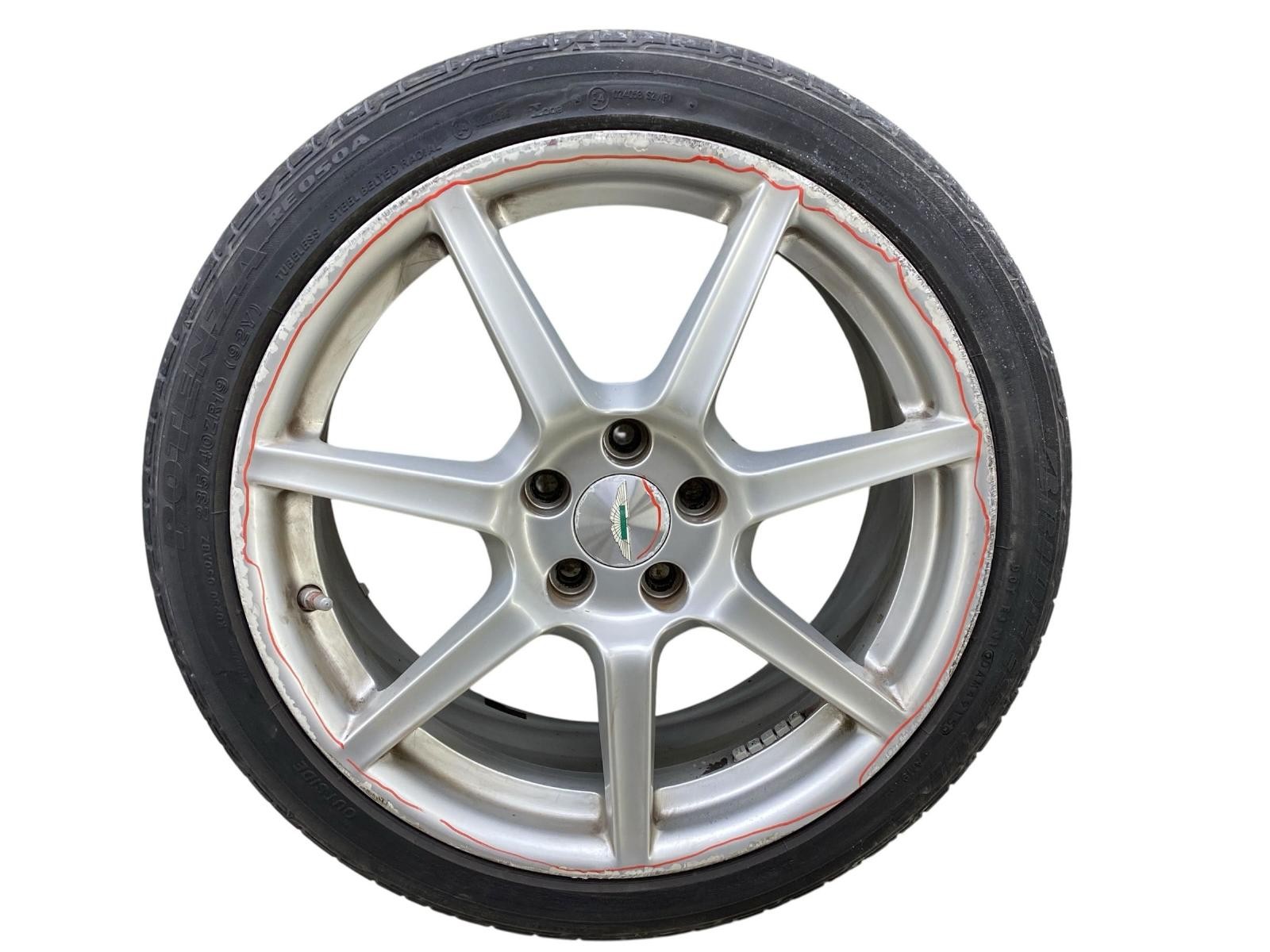 Aston Martin Vantage 2006-2016 Wheels Set