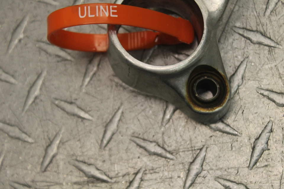 Suzuki GSXR750 1990 clip izquierdo en el manillar Foto 2 de 4