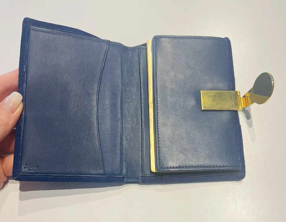 Cartera plegable vintage Loewe azul gamuza bordada Foto 3 de 4