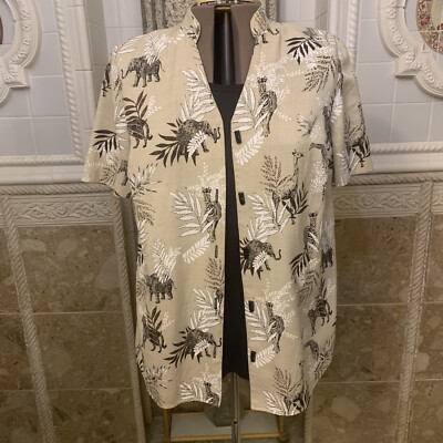 Maggie Barnes.  Size 14/16.  Safari Button Up.  Short Sleeve.  Rayon Blend.  B99