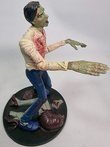 Zombie Dawn of The Dead Hatchet Head & Biker Guy Tom Savini Figures Reds Inc Jap - Picture 7 of 16