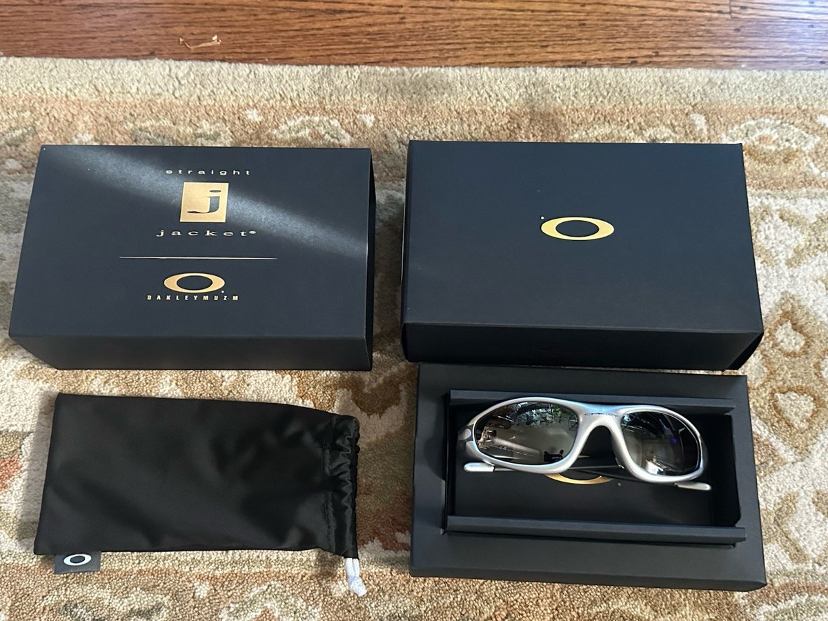 小物 OAKLEY MUZM Straight Jacket 99 Oakley The limited edition MUZM Straight Jacket 99