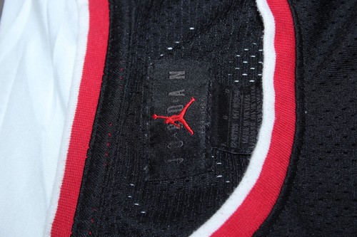 Air Jordan Mesh Tank Youth 12 Bulls Style Block Logo Jersey Jumpman Black Red - Picture 7 of 10