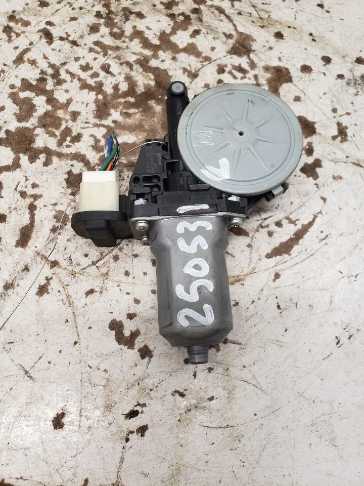 Driver Power Window Motor Front VIN J 1st Digit Fits 08-15 ROGUE 1393984 - Image 2 of 4