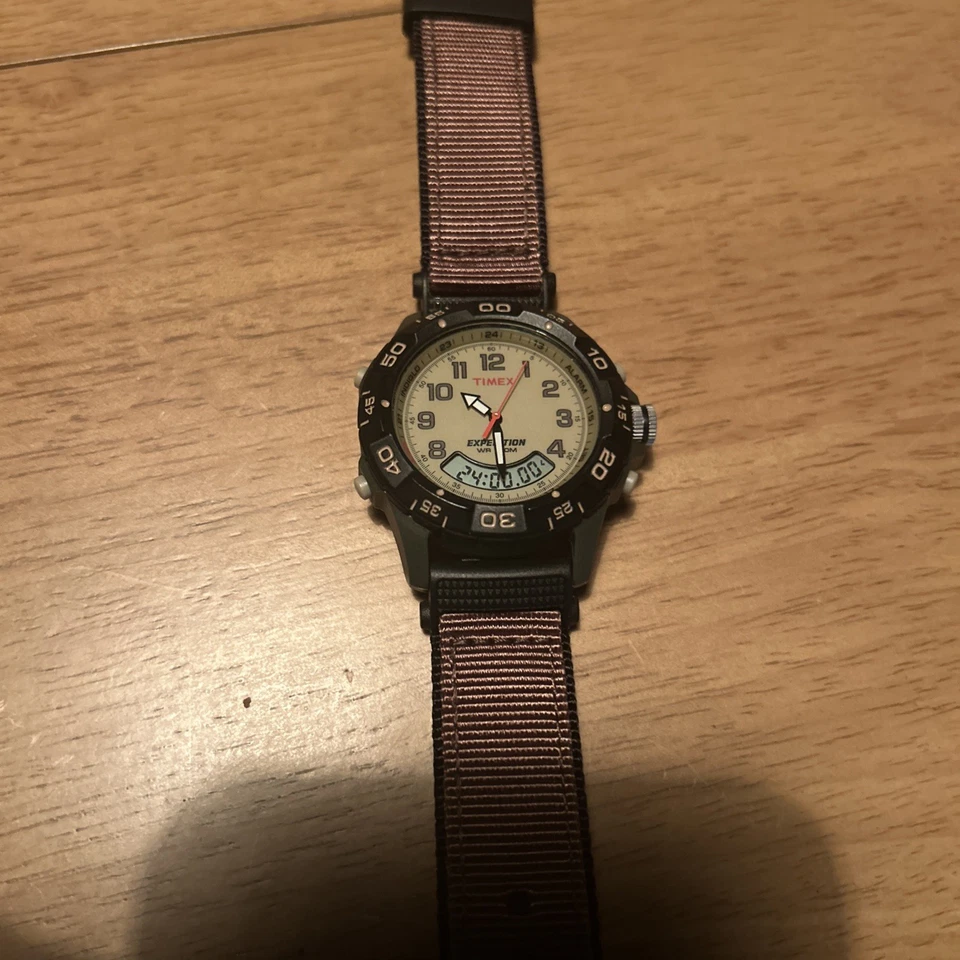 MENS TIMEX INDIGLO MILITARY STYLE EXPEDITION 12/24 HOURS DIAL QUARTZ WRISTWATCH - Image 2 of 4