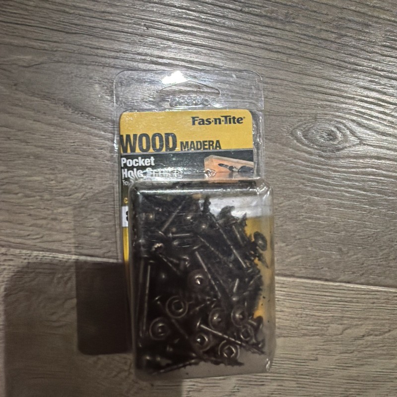 Hillman 42168 Pocket Hole Screw Coarse 8 x 1 1/4 100-Pack 1.25 inches, Black