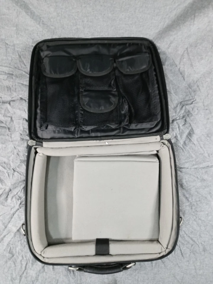 Bolso Mensajero Kensington Verde Profesional Resistente para Computadora/Laptop/Tablet Foto 4 de 4