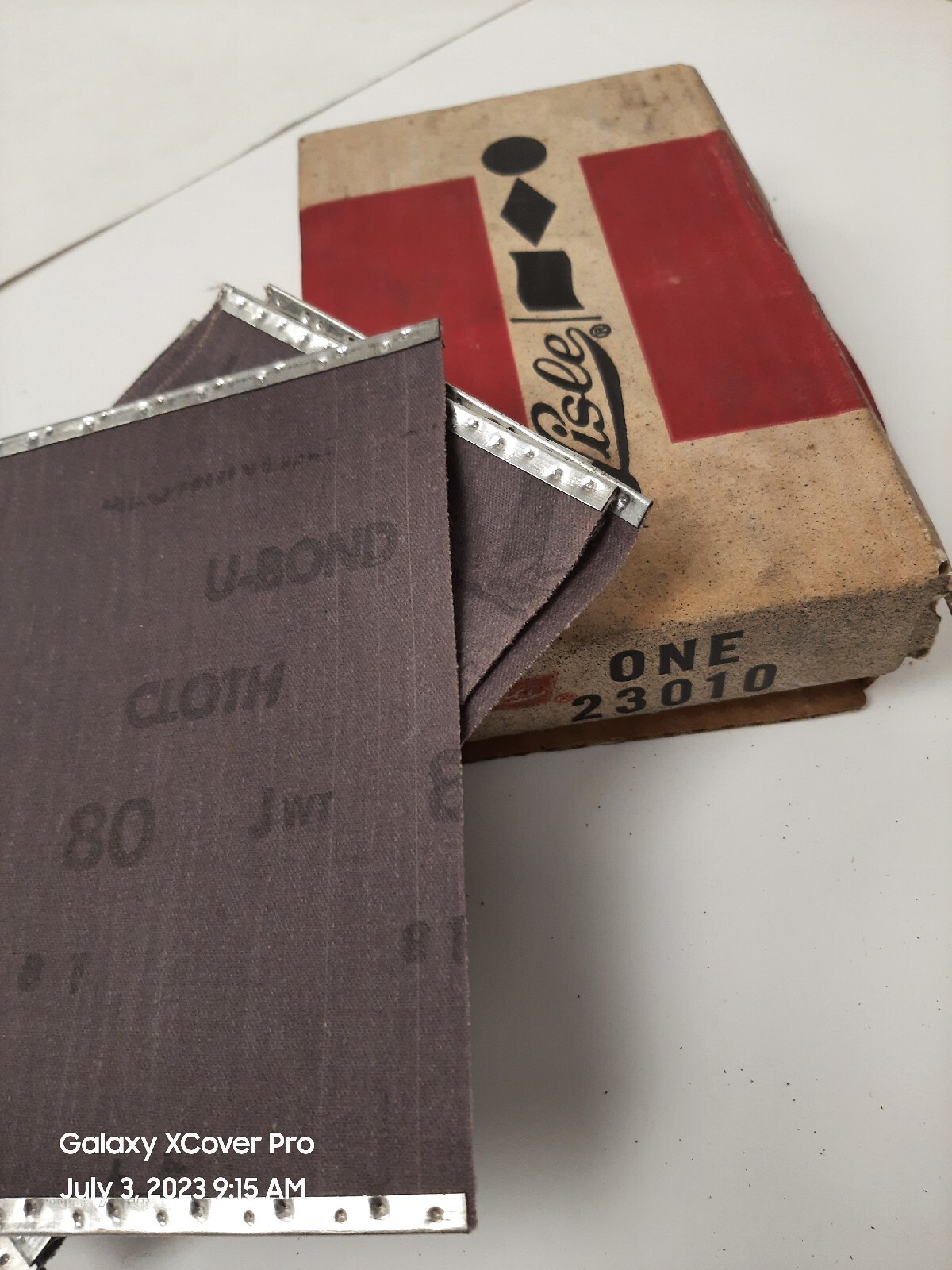 Lisle 23000 Cylinder Hone 80 & 120 Grit Paper With Extra Sandpaper