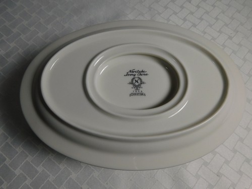 Noritake Christina Gravy Boat 7056, Ivory China - Picture 4 of 4