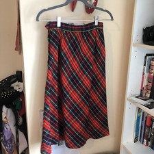 Vintage Plaid Skirt School 26 Girl Red Green Scottish Grunge