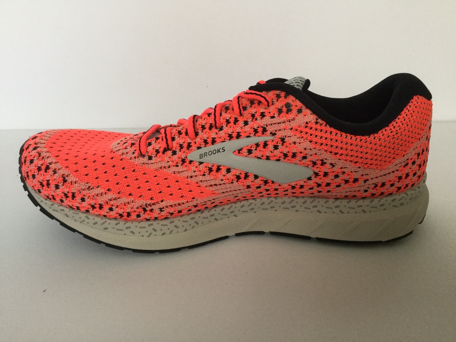 brooks revel 3 womens