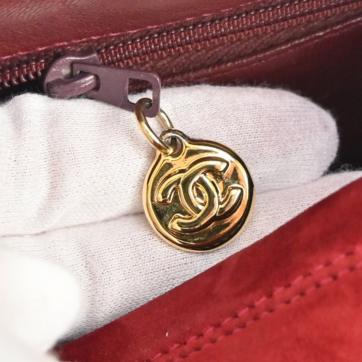 CHANEL CC Matelasse Tassel Mini Chain Shoulder Bag Suede CHANEL CC Matelasse Tassel Mini Chain Shoulder Bag Suede