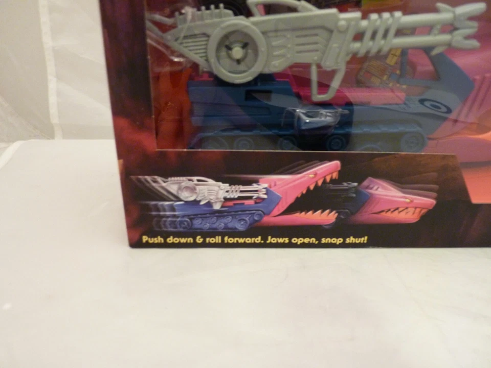 Vehículo Masters of the Universe ORIGINS LAND SHARK, icónico de Skeletor para MOTU 6 Foto 4 de 4