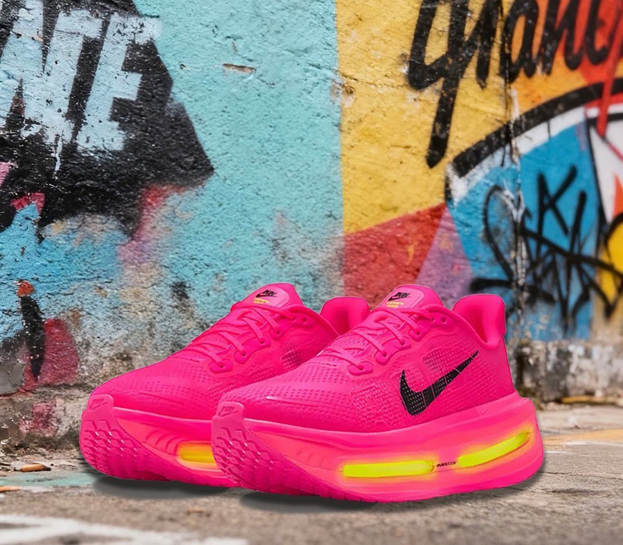 Nike Vomero Premium Bright pink Popular products Men’s Nike Running shoes